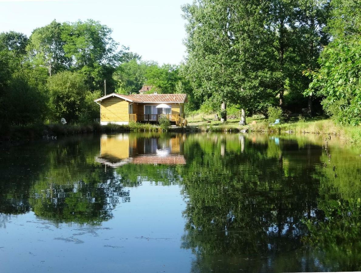 Chalet " Cote Lac " Касте Екстер'єр фото