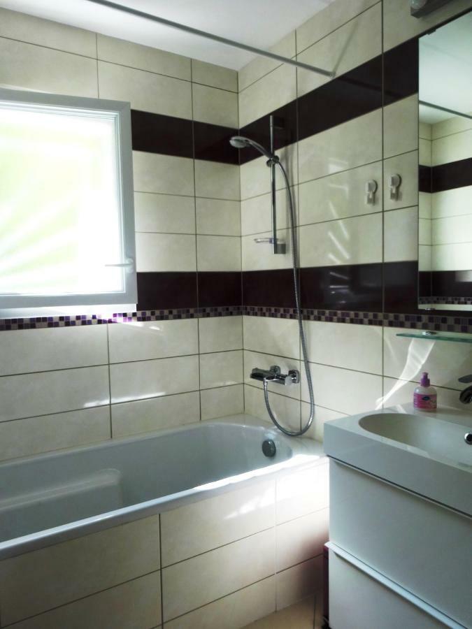 Chalet " Cote Lac " Касте Екстер'єр фото