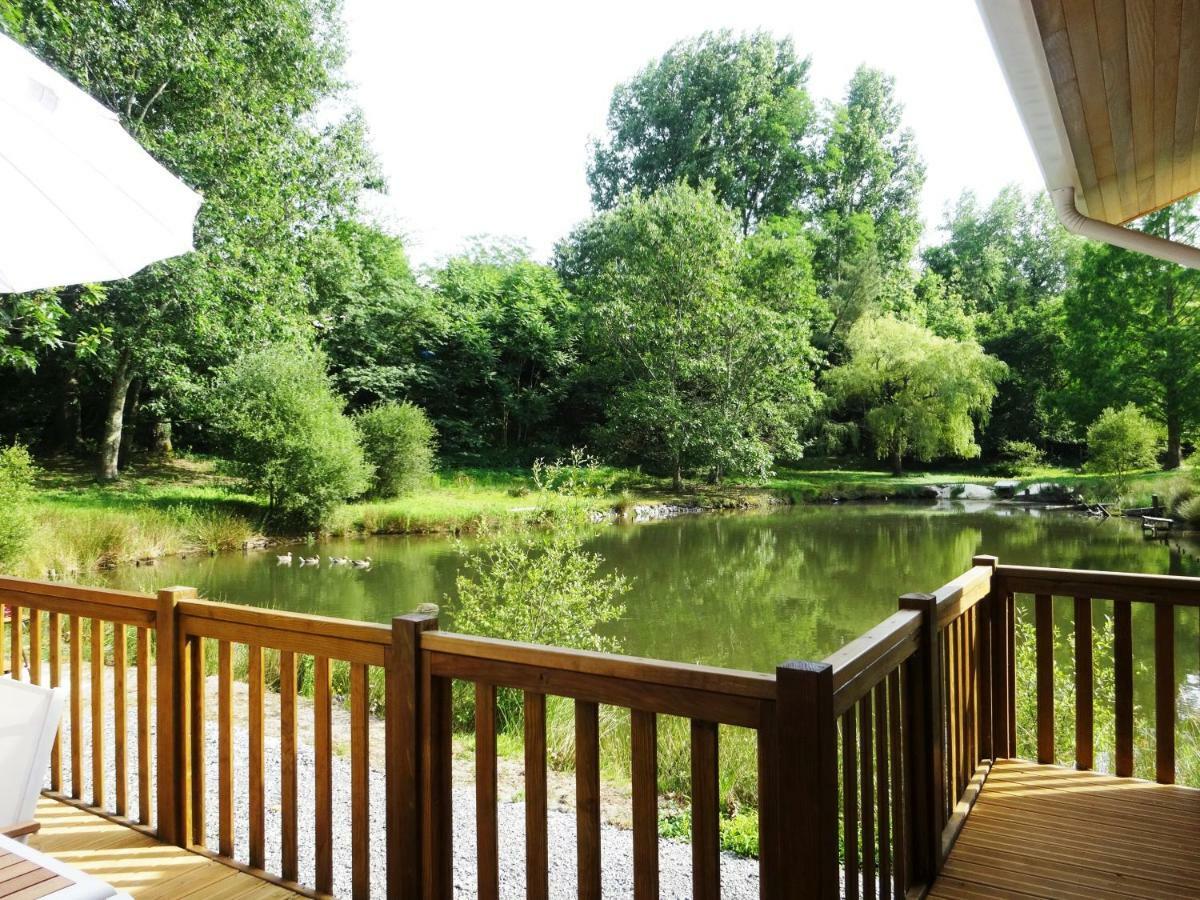 Chalet " Cote Lac " Касте Екстер'єр фото